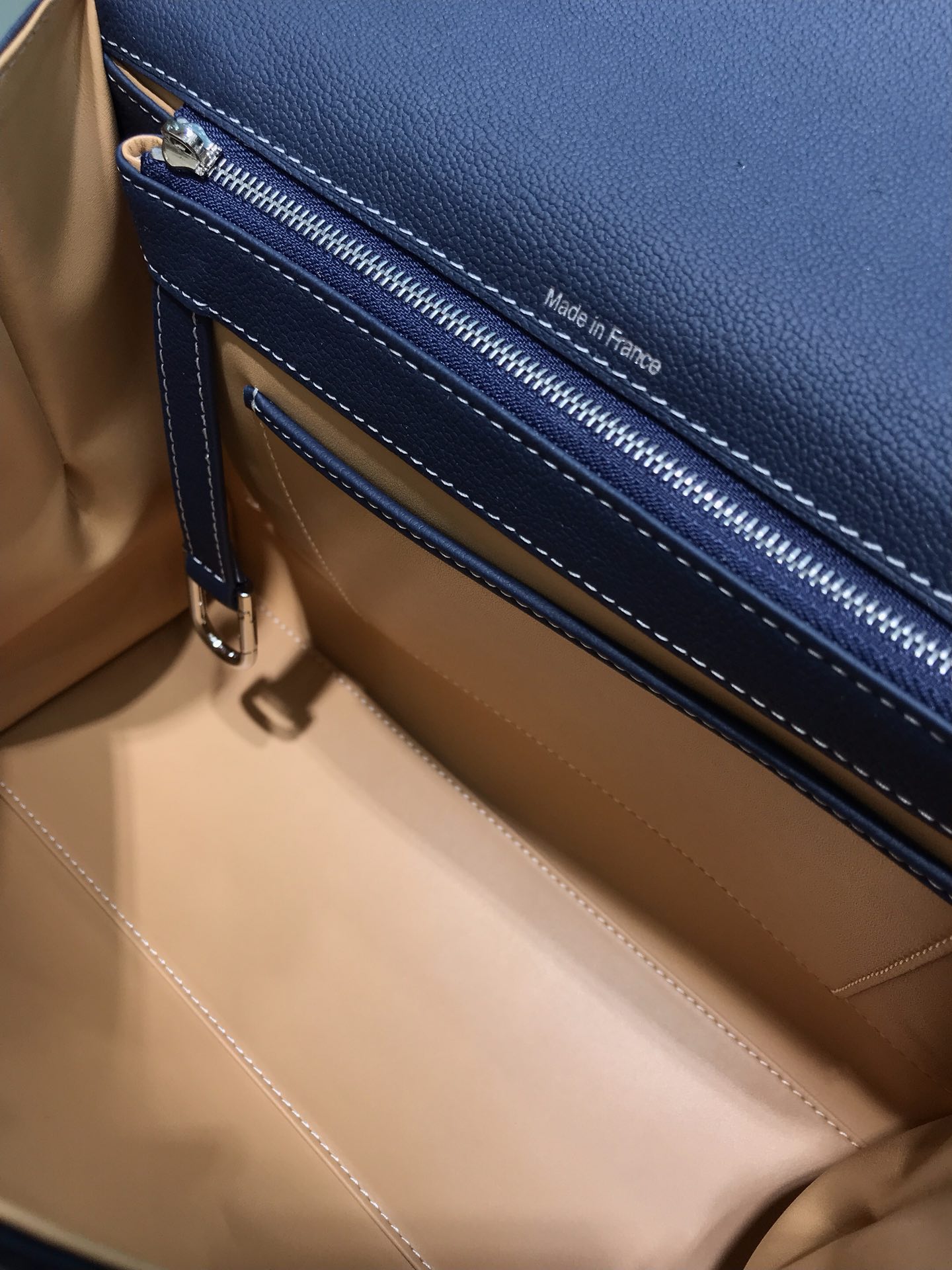 델보 브리앙 토고 박스백 미듐